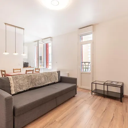 Grottes De - 4 Pers * 卢德