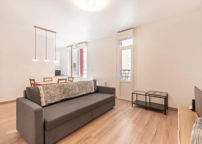 Grottes De - 4 Pers * Lourdes